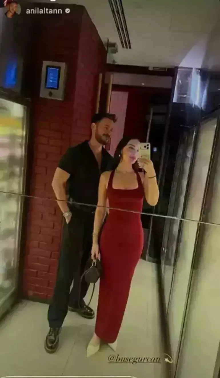 Pelin Akil ve Anıl Altan: Bayramda Bir Araya Gelen Örnek Anne-Baba