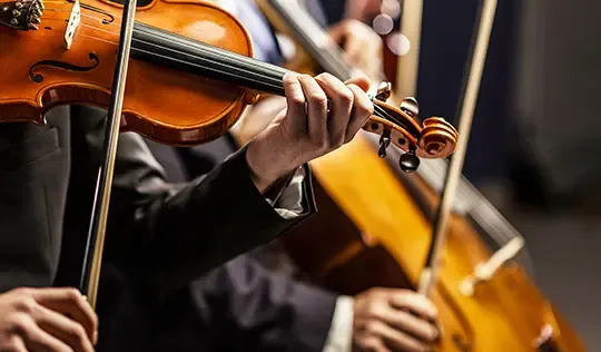 Müziğin Toplumsal Rolü: Kültür, Siyaset, Din ve Ekonomi ile Etkileşimi